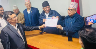 धनगढीमा  सन्देश  सभा  गर्दै  नेपाली  कम्युनिस्ट  पार्टी